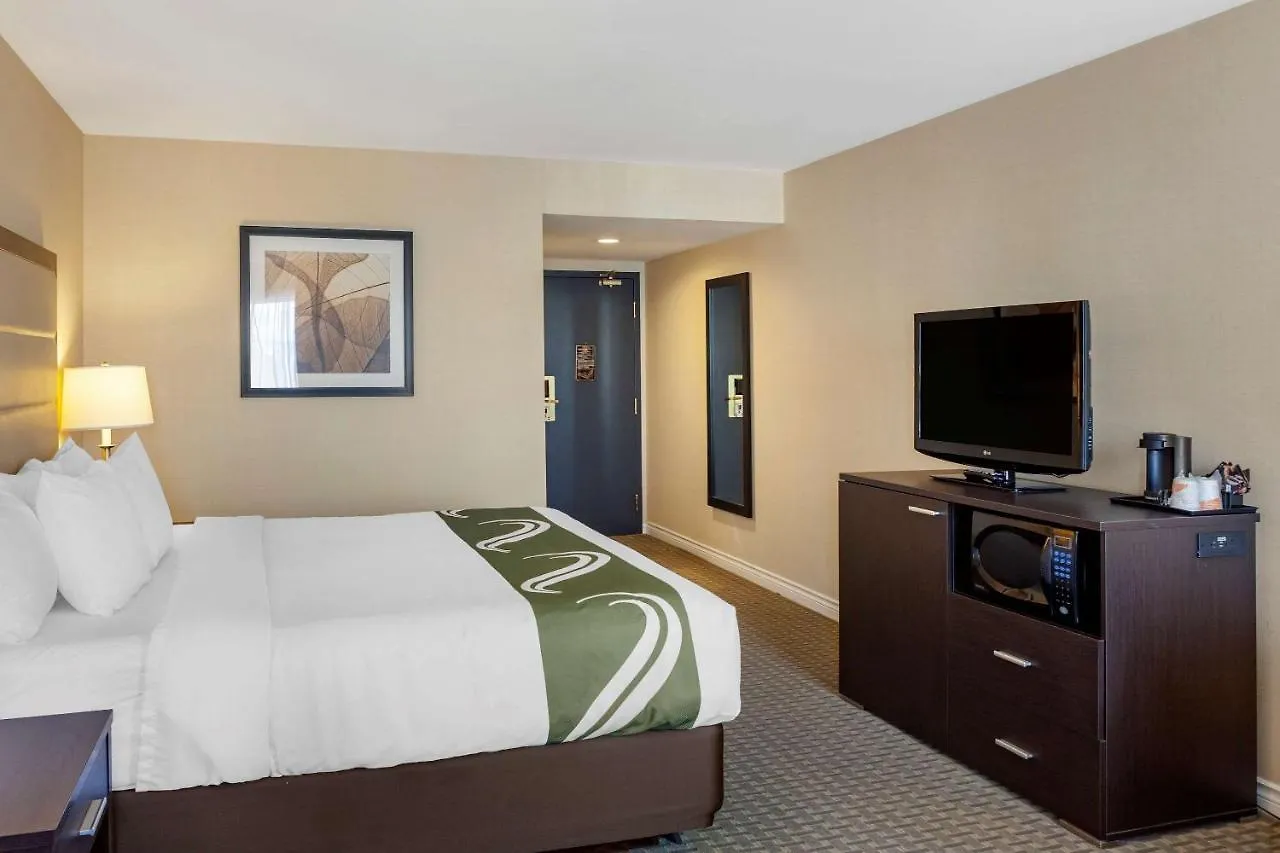 Quality Inn Airport West Mississauga 3*,  Canada